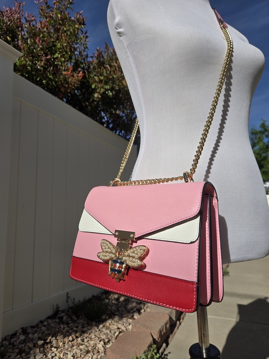 Handbags - Keri Jeweled Bee Crossbody bag featuring a color-block design and a gold chain